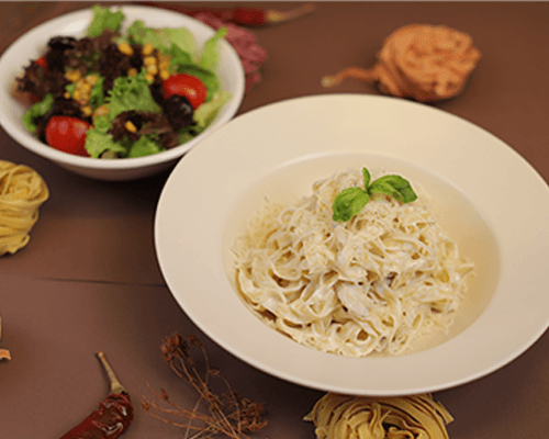 2-) Fettucini Alfredo